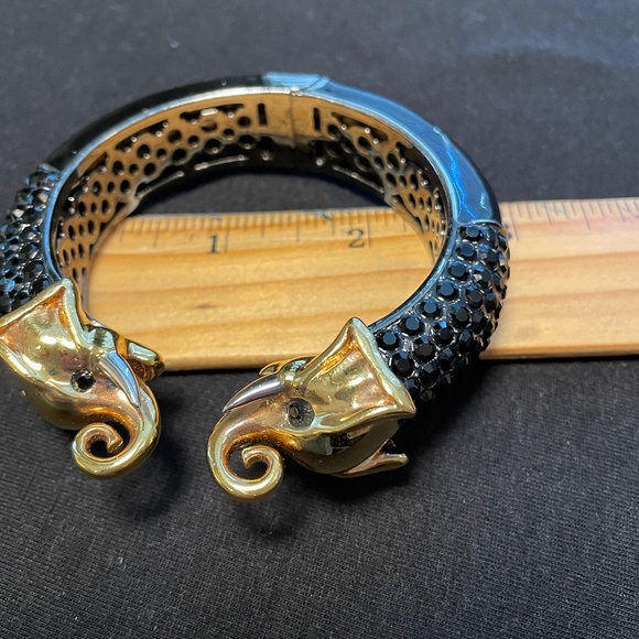 Joan Boyce "Trunks Up" Bracelet - Picture 4 of 4